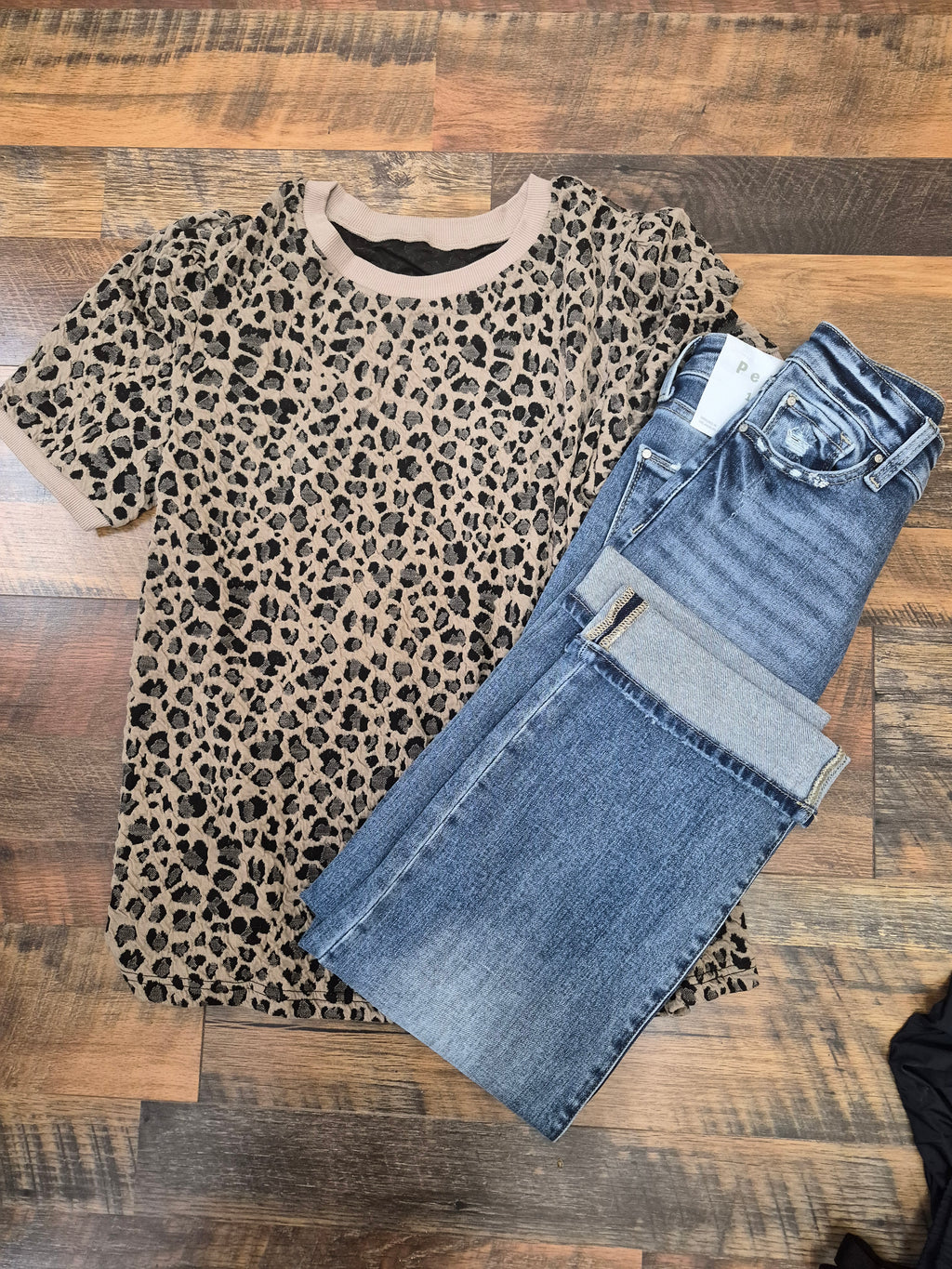 Leopard Puff Sleeve Top
